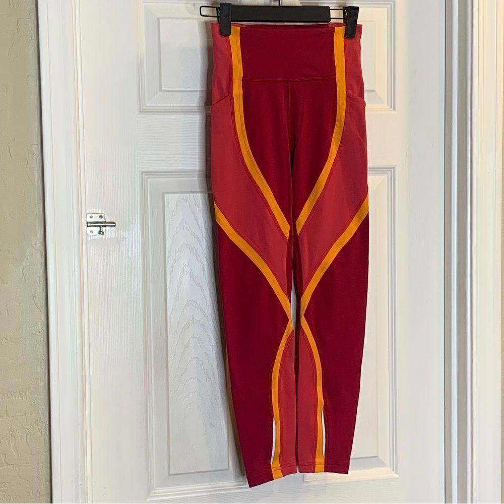 Lululemon Wild Twist 7/8 Tight Size 2 Ruby Red, F… - image 3